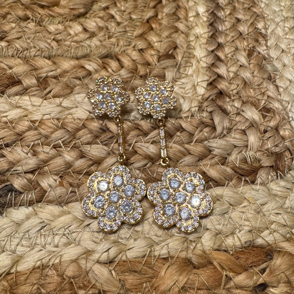 Asha by ADM Delphine Earrings ♥️